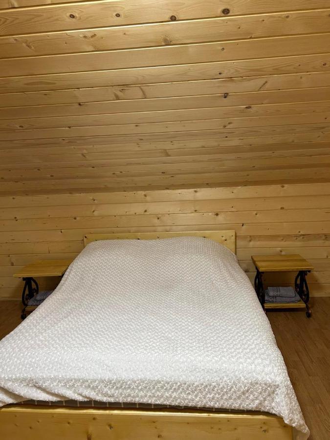 Pid Lisochkom Verkhovyna Luaran gambar