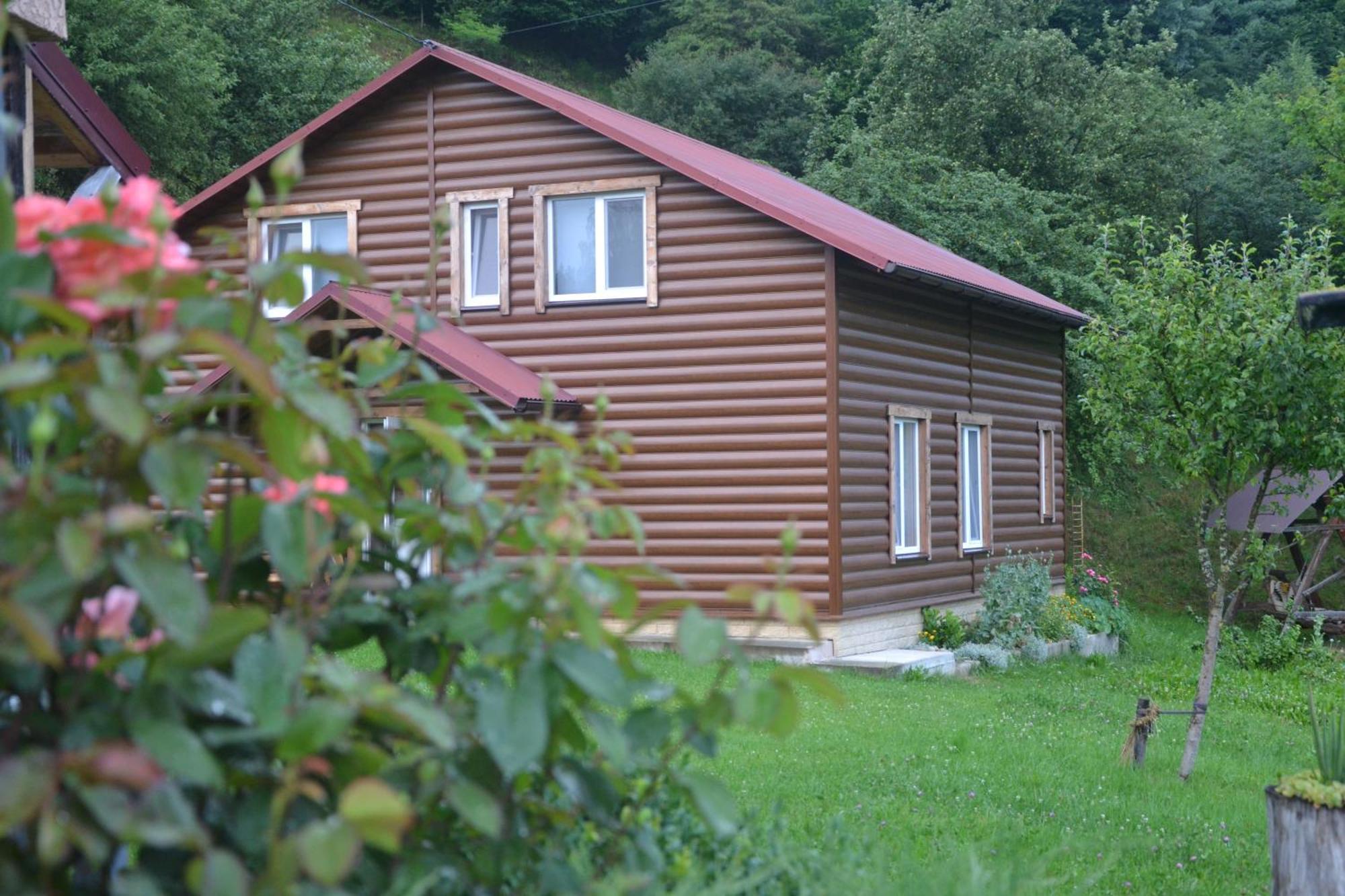 Pid Lisochkom Verkhovyna Luaran gambar